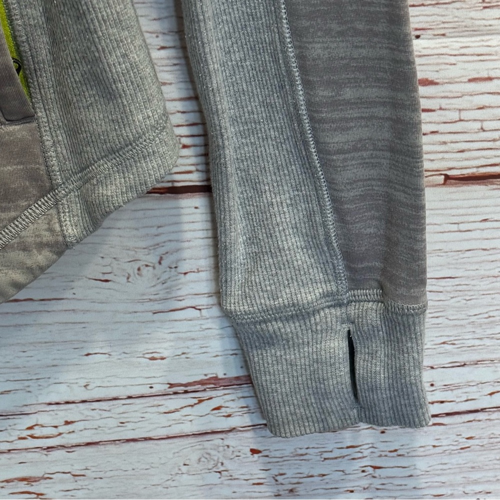 Lululemon Post Sweat Pullover Righteous Stripe Silver / Heathered Light Grey 8 - Picture 7 of 16